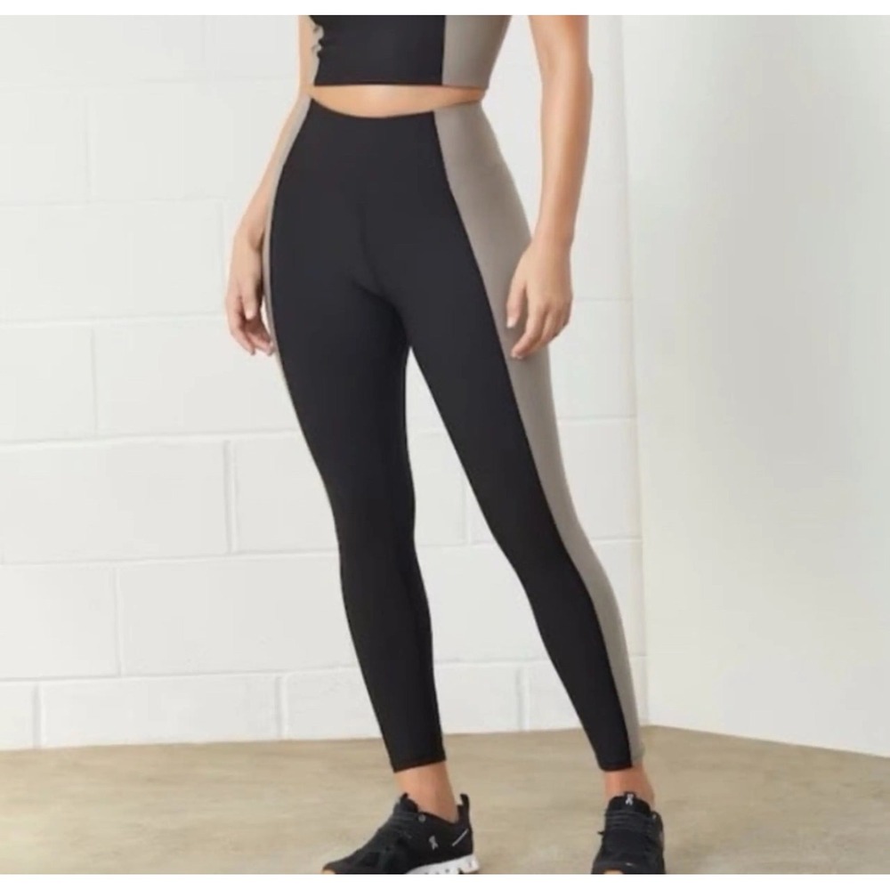 YPB Active Leggings Colorblock High Rise Size Small Black Onyx Women